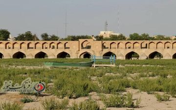 بازگشایی زاینده رود در بامداد سه‌شنبه