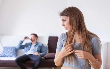 نشانه‌های مرد غیرقابل اعتماد؛ چه رفتارهایی زنگ خطر یک رابطه ناسالم است؟