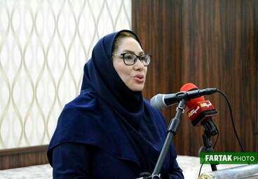  نشست هم‌اندیشی تورلیدرها برای جذب گردشگر  در سالن آناهیتا هتل پارسیان کرمانشاه 