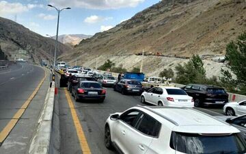 ترافیک سنگین در آزادراه تهران - شمال و قزوین - کرج