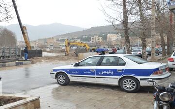 رانندگان از تردد در خیابان ساحلی خرم‌آباد خودداری کنند