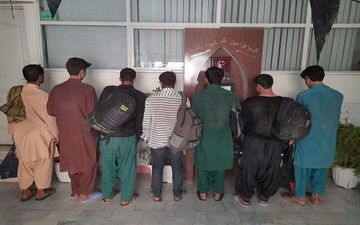 دستگیری هشت تبعه بیگانه در پارس آباد مغان