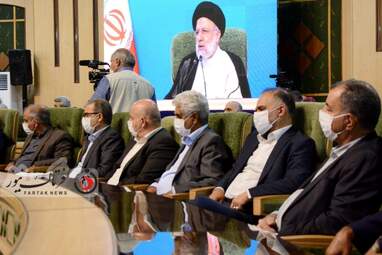 دیدار رئیس جمهور با فعالان اقتصادی استان کرمانشاه