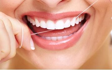 چه زمانی باید نخ دندان استفاده کنیم؟