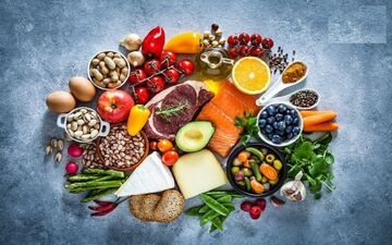 چگونه راحت 20 کیلو وزن کم کنیم؟  + رژیم، برنامه غذایی و ورزش