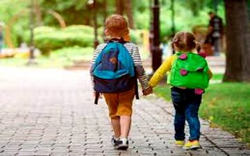 
با اضطراب کودک زمان رفتن به مهد چکار کنیم؟