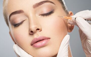 بهترین سن برای بوتاکس چند سال است؟