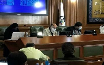 لغو قرارداد دختر عضو شورا به دلیل نوع استخدام 
