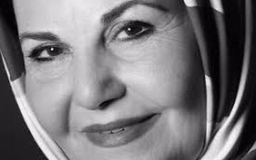 پوری بنایی در یک مراسم سینمایی