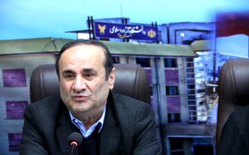 دانشگاه آزاد به سمت فعالیت‌های اقتصادی درآمدزا حرکت کند