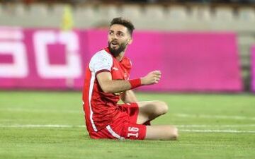 ستاره قرضی پرسپولیس وضعیتی عجیب و غریب دارد!