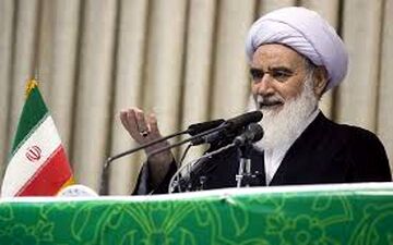 امام جمعه کرمانشاه: وحدت رمز ماندگاری اسلام است
