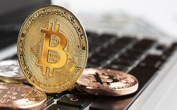 بیت کوین عقب نشینی کرد