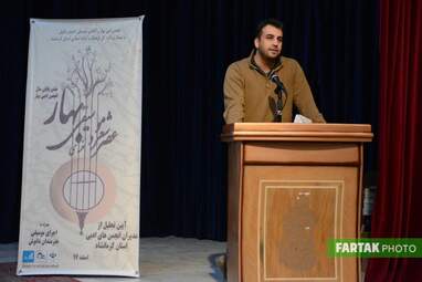 برگزاری عصر شعر و موسیقی بهار در تالار وحدت و تجلیل از روسای انجمن‌های ادبی 