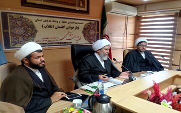 استاد حوزه و دانشگاه:
توجه به معنویات باعت سلامت و سعادت جامعه می شود
