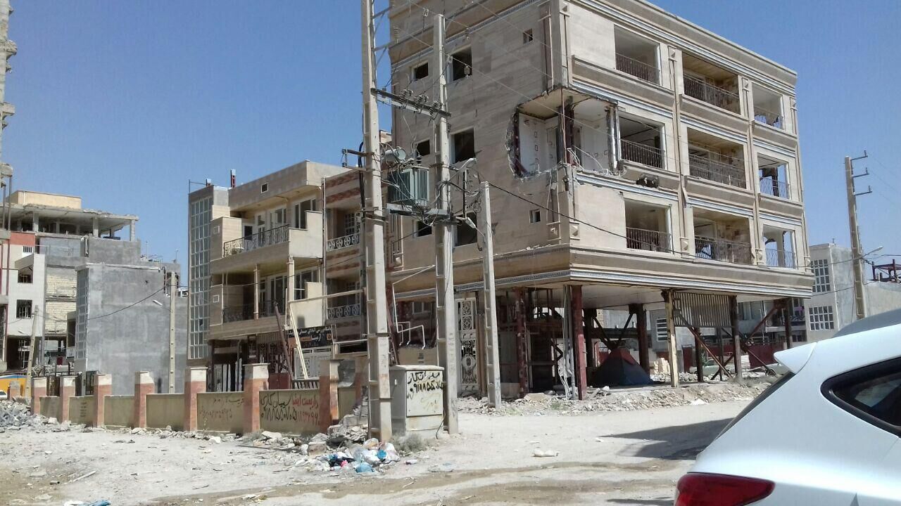 گزارش بازدید موسسه بنیاد مهر پایدار از منطقه زلزله زده سرپل ذهاب / زلزله زدگان کرمانشاه چشم به حمایت خیرین 