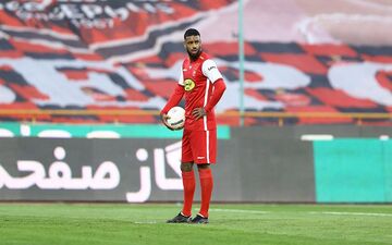 پرسپولیس به لوکادیا مجوز بازی نمی‌دهد