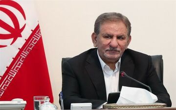 فساد مثل موریانه به جان انقلاب افتاده است