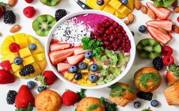 
مواد غذایی مفیدی که شما را در برابر بیماری‌های سخت بیمه می‌کند