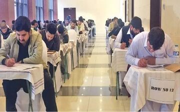 ممنوعیت پذیرش دانشجویان افغان در دانشگاه‌های پزشکی پاکستان