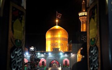 خطبه‌خوانی شب عاشورای حسینی در بارگاه منور رضوی آغاز شد
