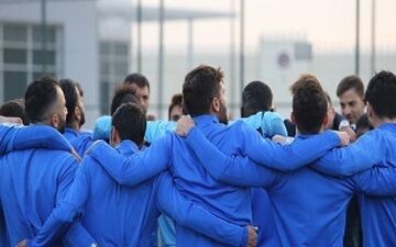  اعتراض بازیکنان استقلال به دستمزد دیاباته و میلیچ