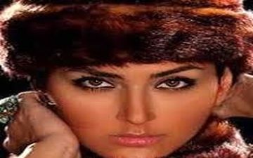 سلفی هدی زین العابدین با پوشش زمستانه