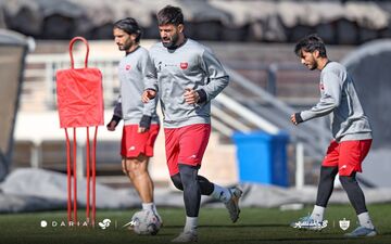 سکوت کنعانی بعد از روز سیاه؛ رهبری خط دفاع پرسپولیس در گردنه قهرمانی