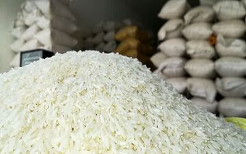 شوک قیمتی برنج | هر دانه ۸۰ تومان، هر قاشق ۲۴۰۰ تومان