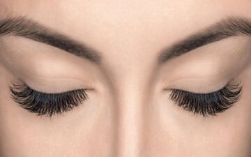 راهکار پرپشت شدن مژه در سه روز + آموزش 