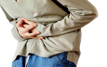 علل شکم درد هنگام تنفس چیست؟چه زمانی باید به پزشک مراجعه کنید