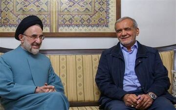  حمایت خاتمی از کاندیداتوری پزشکیان 