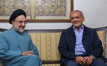  حمایت خاتمی از کاندیداتوری پزشکیان 
