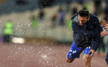 عمران‌زاده: آقای وزیر ورزش! عالم و آدم می‌دانند شما و پسرتان پرسپولیسی هستید / با این دولت، استقلال تا سال ۱۴۰۰ نابود می‌شود 