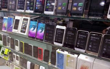  سقوط دلار، دامن موبایل را هم گرفت