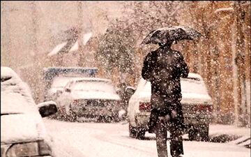 بارش برف و باران در بیشتر استان های کشور/ هراز همچنان پرترافیک