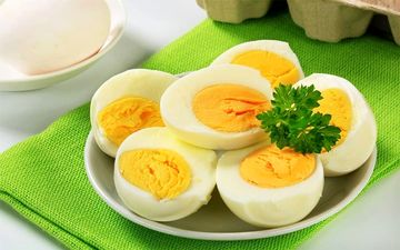میخوای سریع لاغر بشی؟ در این وقت از روز تخم‌مرغ بخور

