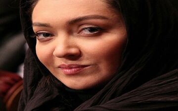 سلفی نیکی کریمی در سن ٤٥ سالگی