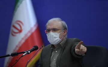 نمکی: ایران در زمینه تهیه واکسن چراغ خاموش حرکت می کند