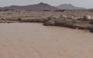 سیل در شهرستان میبد، جان ۲ کودک را گرفت+ فیلم