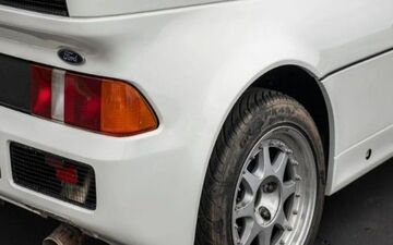 فورد RS200؛ خودروی نایاب با طراحی منحصر به فرد و قدرت فوق‌العاده