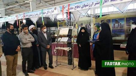 رو نمایی از نمایش‌‌نامه ساعت به وقت کرونا و کتاب گذرگاه