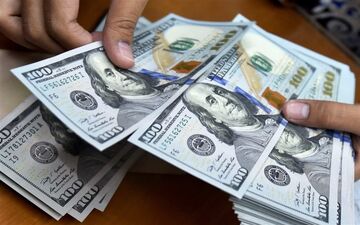  قیمت دلار در بانک‌ها امروز ۹۷/۱۲/۲۷
