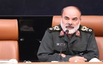 فرمانده نیروی زمینی سپاه: نیروهای مسلح آماده پاسخ قاطع به دشمن هستند

