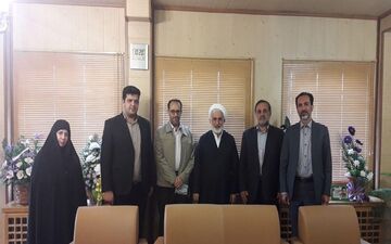 مدیرکل فرهنگ و ارشاد اسلامی آذربایجان‌غربی:
استراتژی‌های مدنظر رهبری در همه امور ملاک عمل قرار گیرد