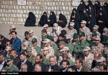  تشییع پیکر شهید گمنام در کرمانشاه + عکس