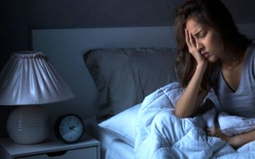 از خواب پریدن در ساعت 3 یا 4 صبح چه دلیلی دارد؟

