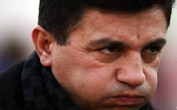 انگیزه های فروزان برابر قلعه نویی