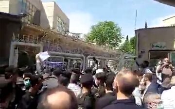 درگیری طرفداران ضرغامی با نیروهای انتظامی + فیلم