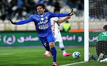 شرط مهاجم مازاد برای فسخ قرارداد با  آبی‌پوشان